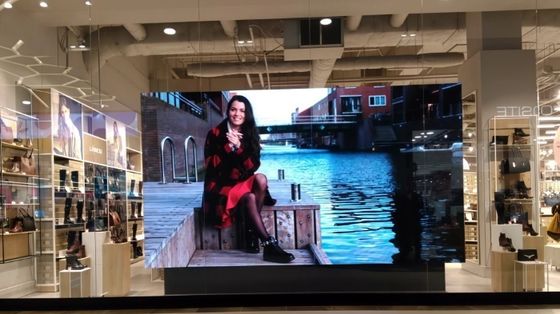 صفحه نمایش LED تمام رنگی داخلی P2.976 RGB 3IN1 برای بیلبورد تبلیغاتی