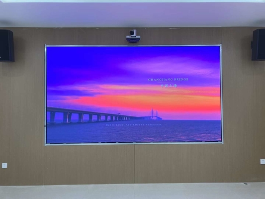 نمایشگر LED پیکسلی کوچک انیمیشن 32 * 16 سانتی‌متر ODM کابینت 640 * 480 میلی‌متر