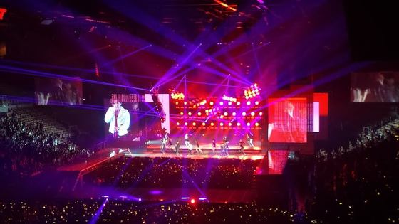 صفحه نمایش LED اجاره ای HD با وضوح بالا P2.976 P3.91 P4.81 برای مرحله کلیسای عروسی