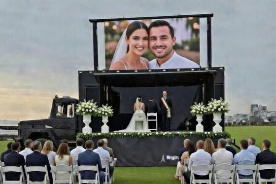 HD IC 2153 Wedding LED Video Wall Screen 1/16 Scan AC220V 522nm