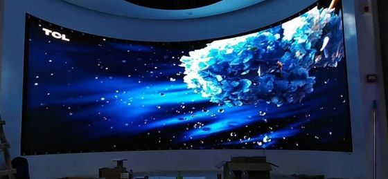 تابلوی نمایشگر LED داخلی قابل حمل تمام رنگی 800 کاندلا 250000 پیکسل فوق سبک
