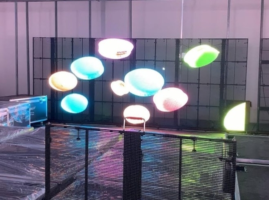 صفحه نمایش LED شیشه ای شفاف 100 x 50 سانتی متری صفحه نمایش تبلیغاتی 32873 پیکسل ODM FCC